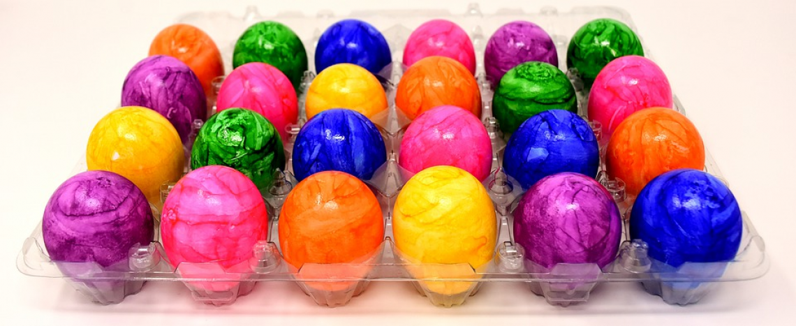 Farbené veľkonočné vajíčka